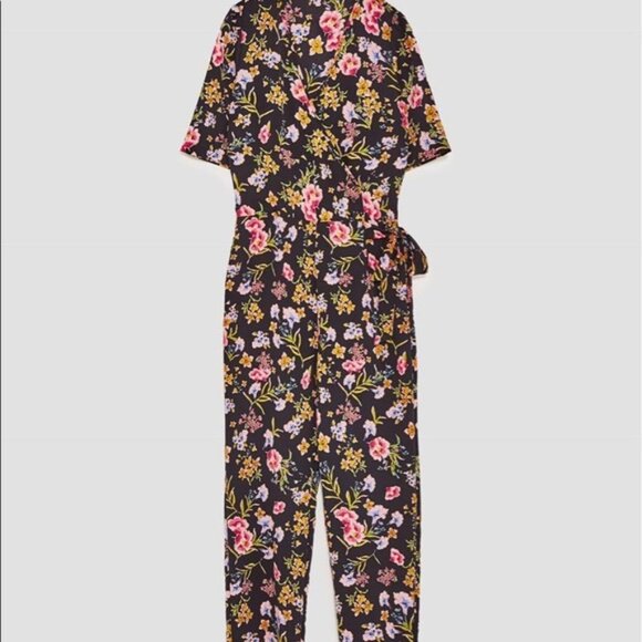 NWT ZARA Trafaluc Collection Floral Jumpsuit Small - Picture 5 of 9
